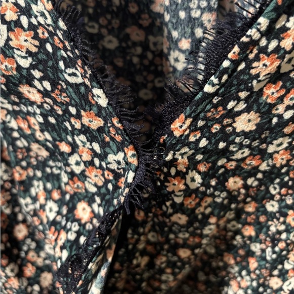 Abercrombie & Fitch Floral Wrap Blouse - Picture 3 of 5